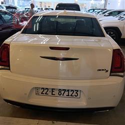 کرایسلەر 300